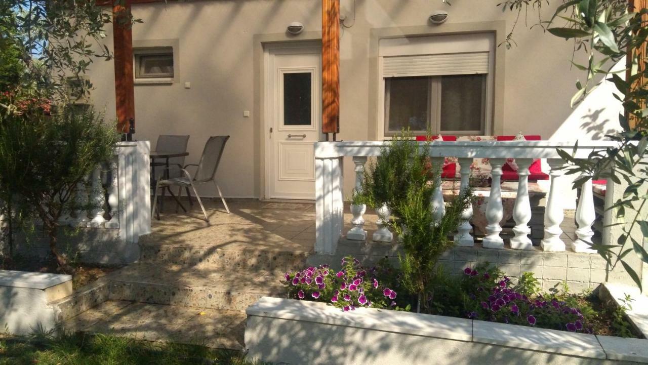 Sunray Separate Villa Skala Sotiros Exterior foto